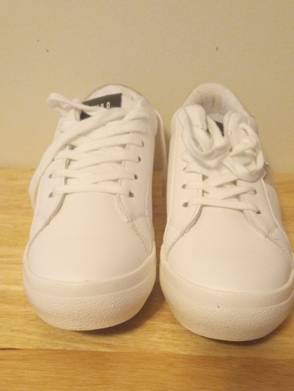 Steve Madden White Low-Top Women's Sneakers